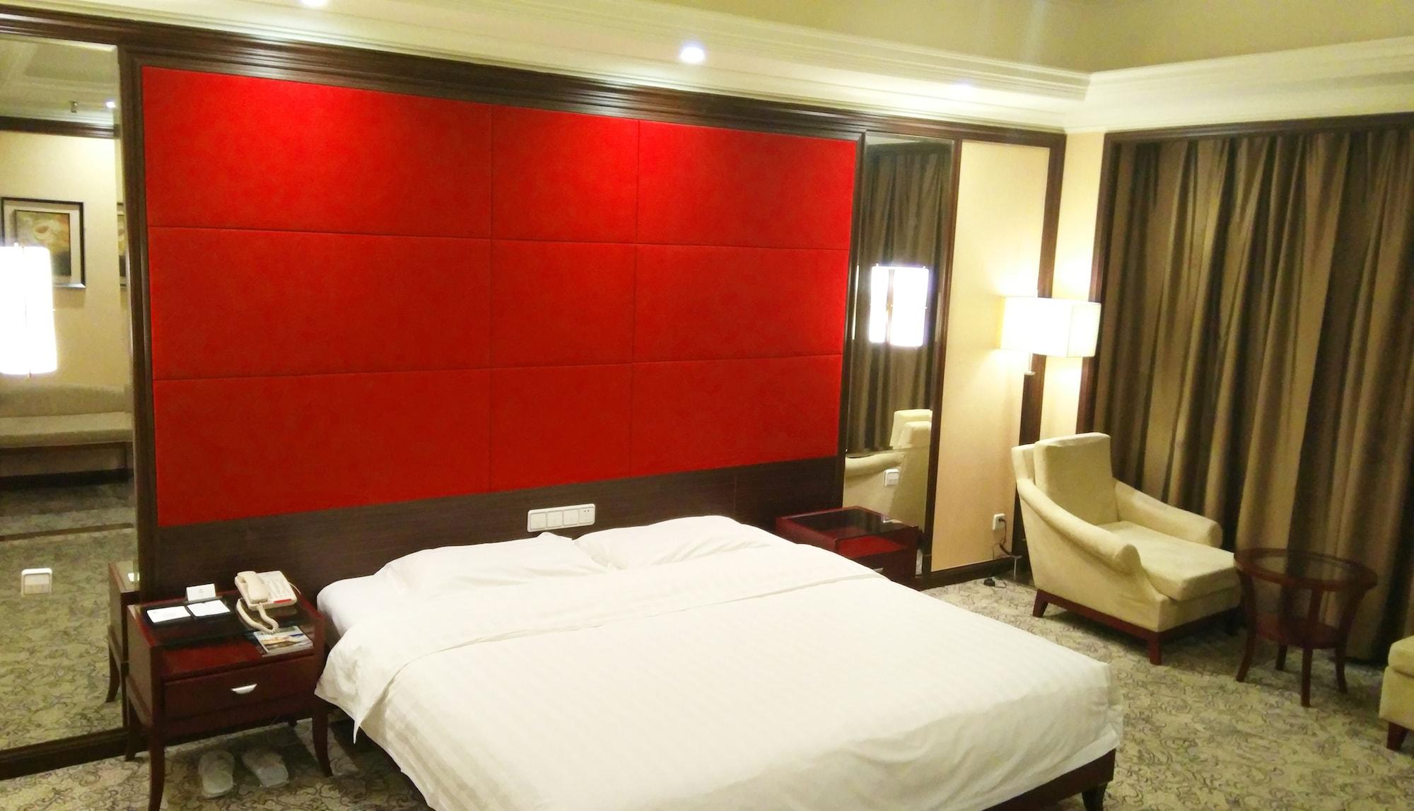 Qingdao Kuaitong International Hotel Екстер'єр фото
