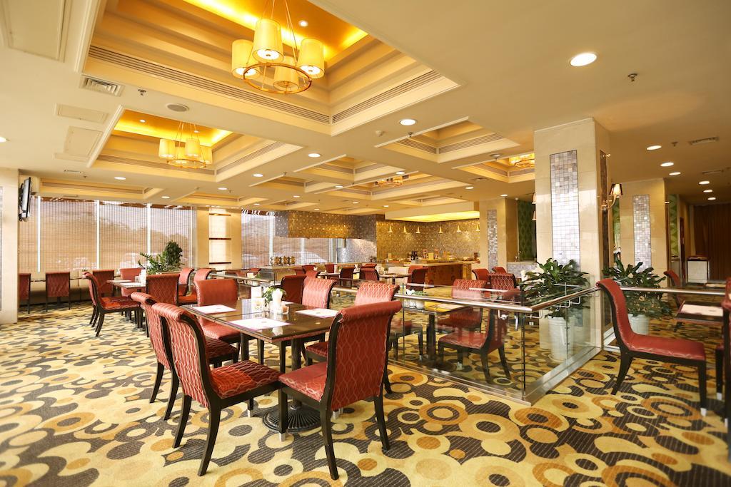 Qingdao Kuaitong International Hotel Екстер'єр фото