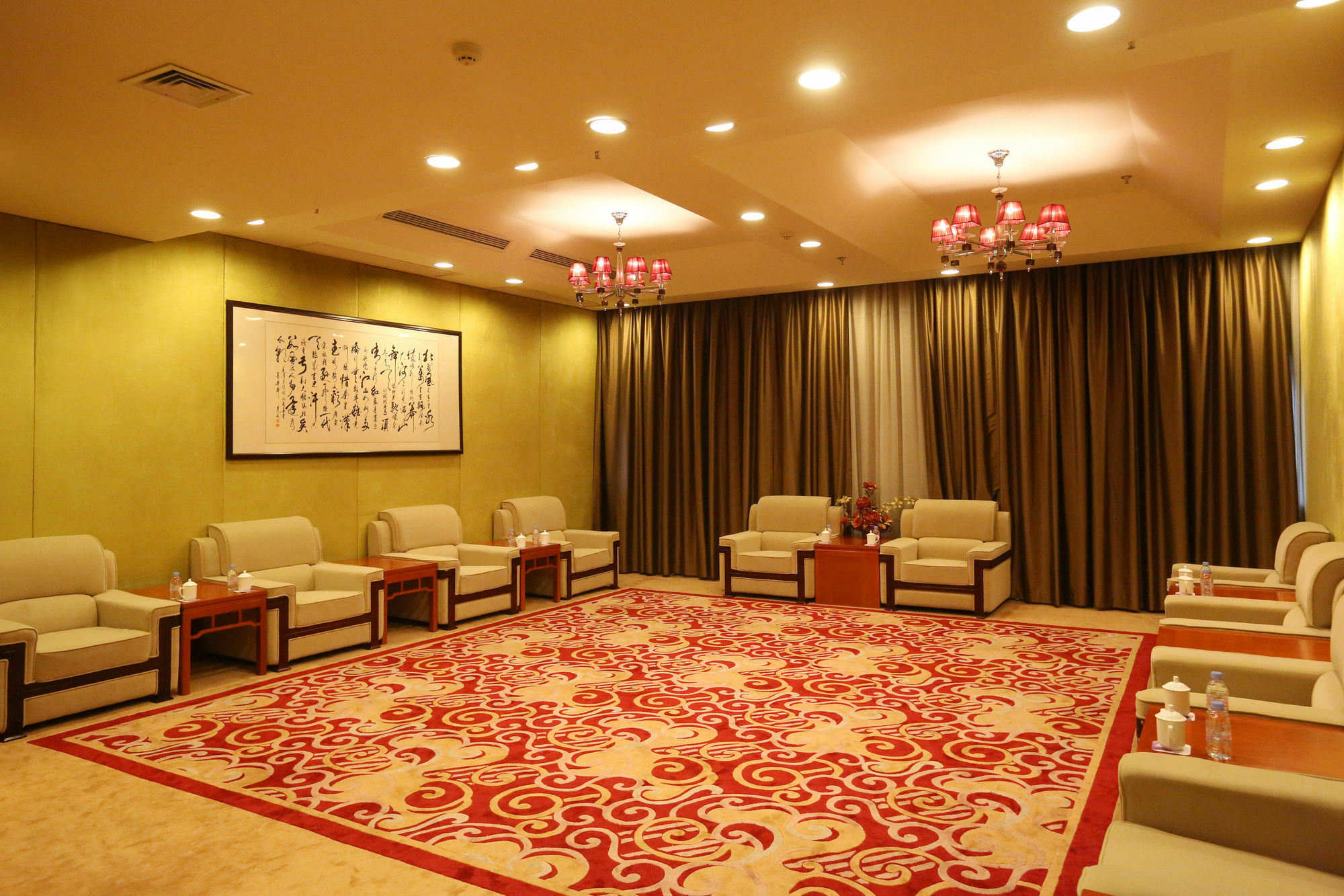 Qingdao Kuaitong International Hotel Екстер'єр фото