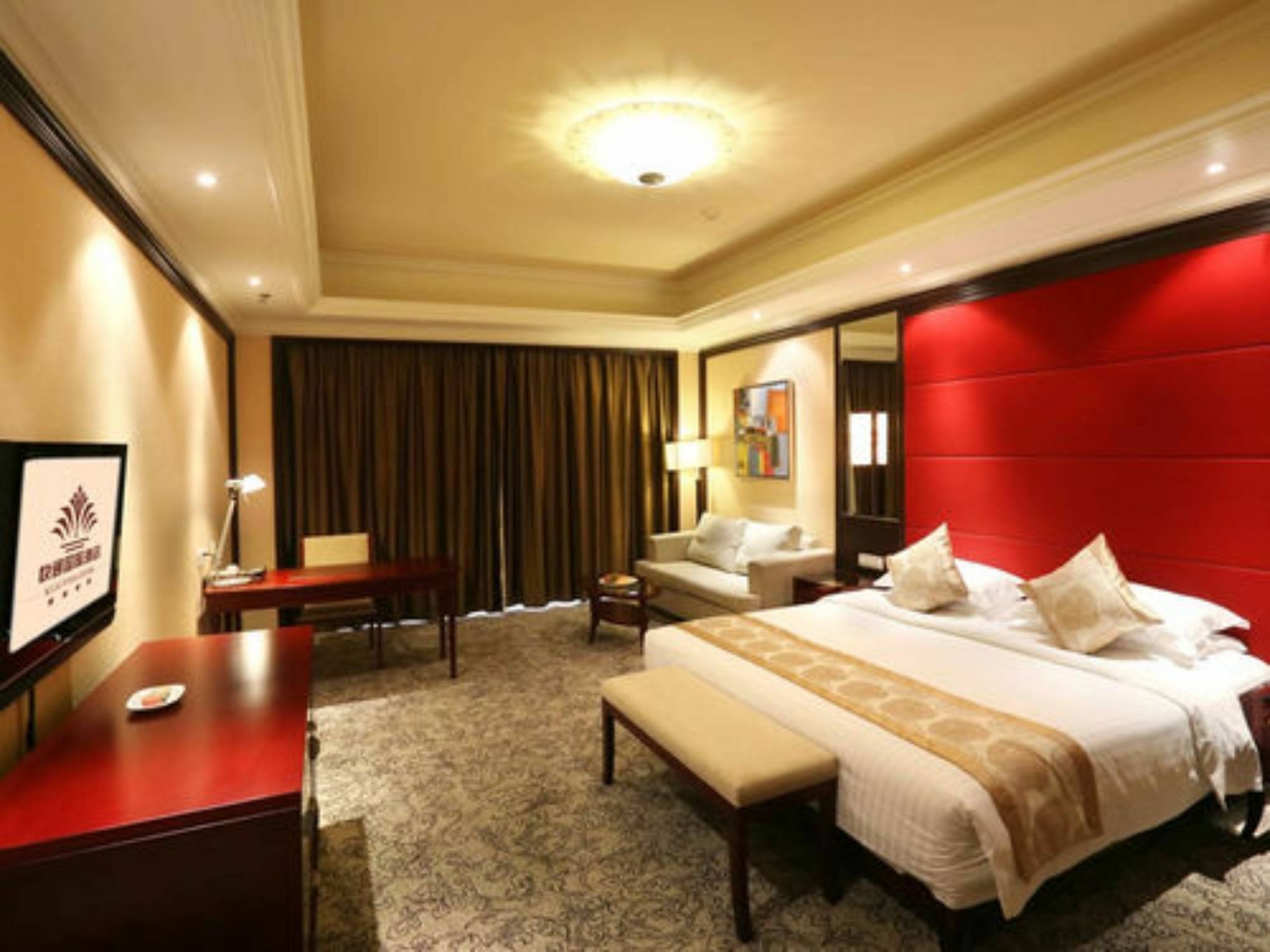 Qingdao Kuaitong International Hotel Екстер'єр фото